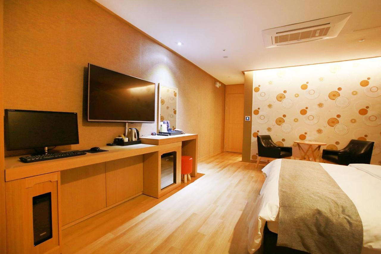 Paju Golden Hill Hotel Exterior photo